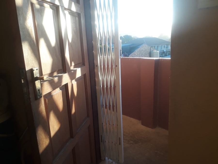 2 Bedroom Property for Sale in Rustenburg Central North West